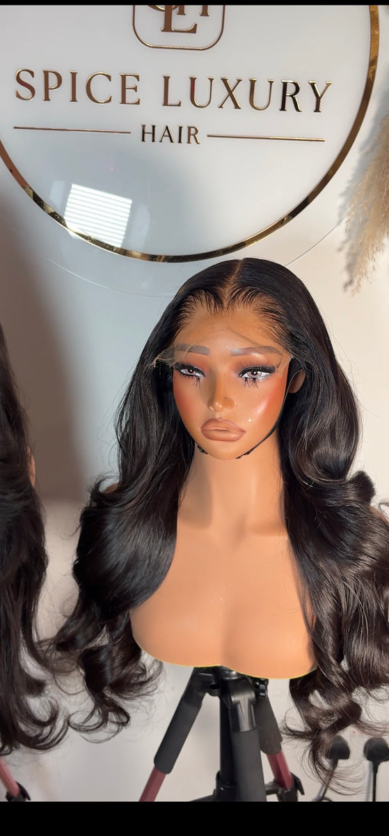 NYLA CURL