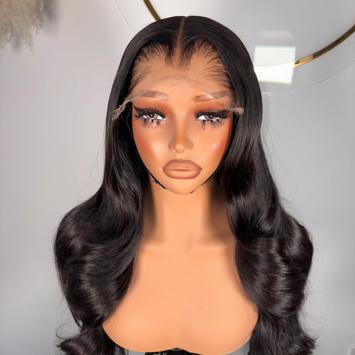 NYLA CURL