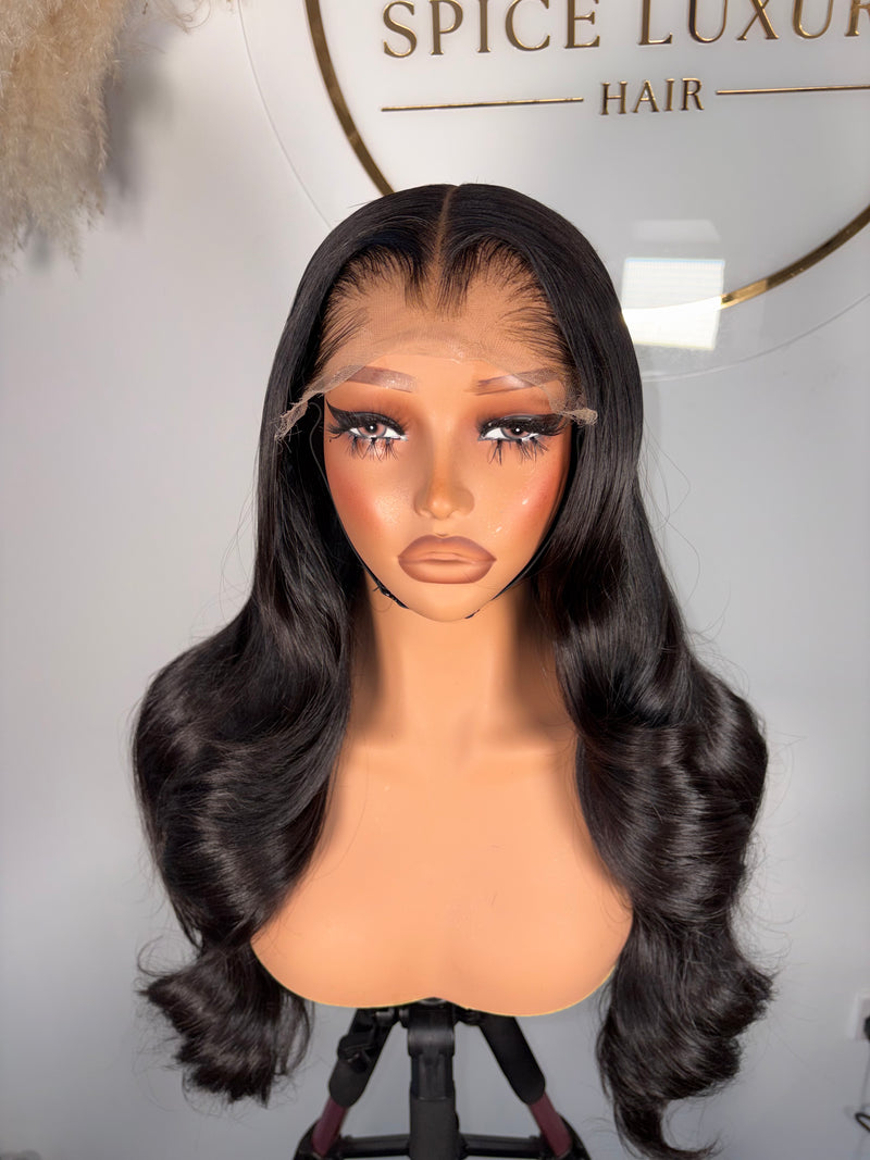 NYLA CURL