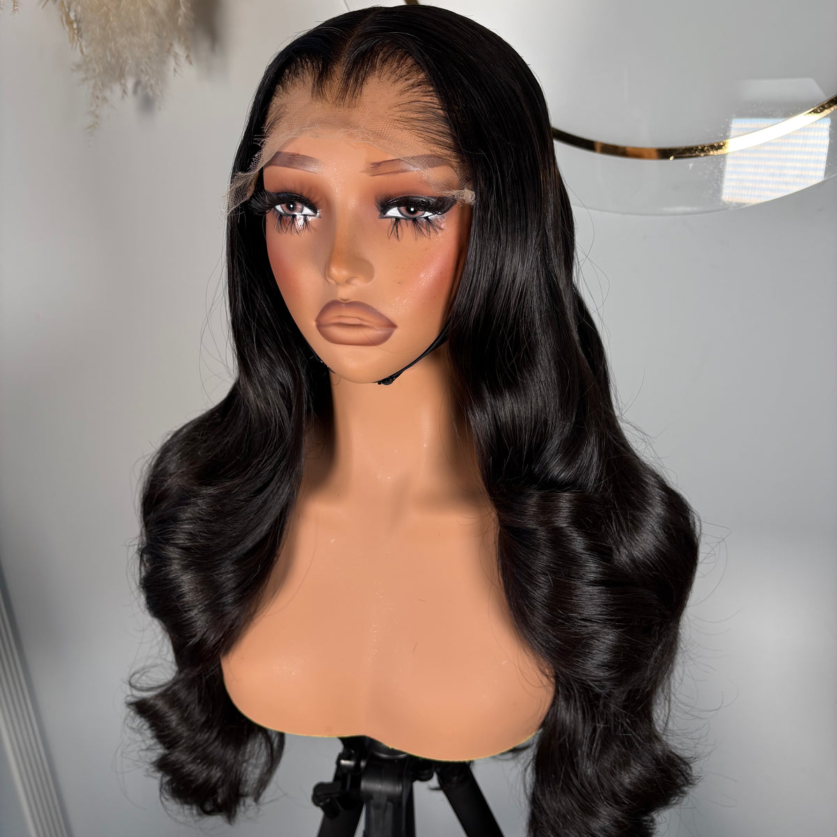 NYLA CURL