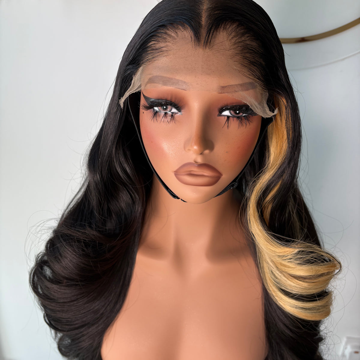 NYLA BLONDE
