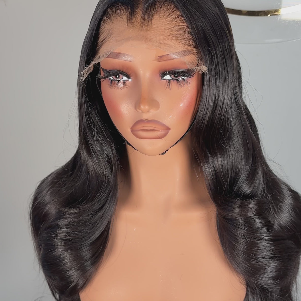 NYLA CURL